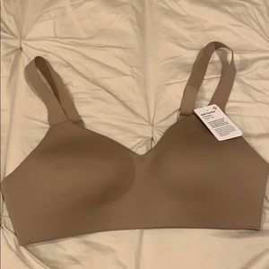 ✨NWT LULULEMON HOLD TRUE BRA✨